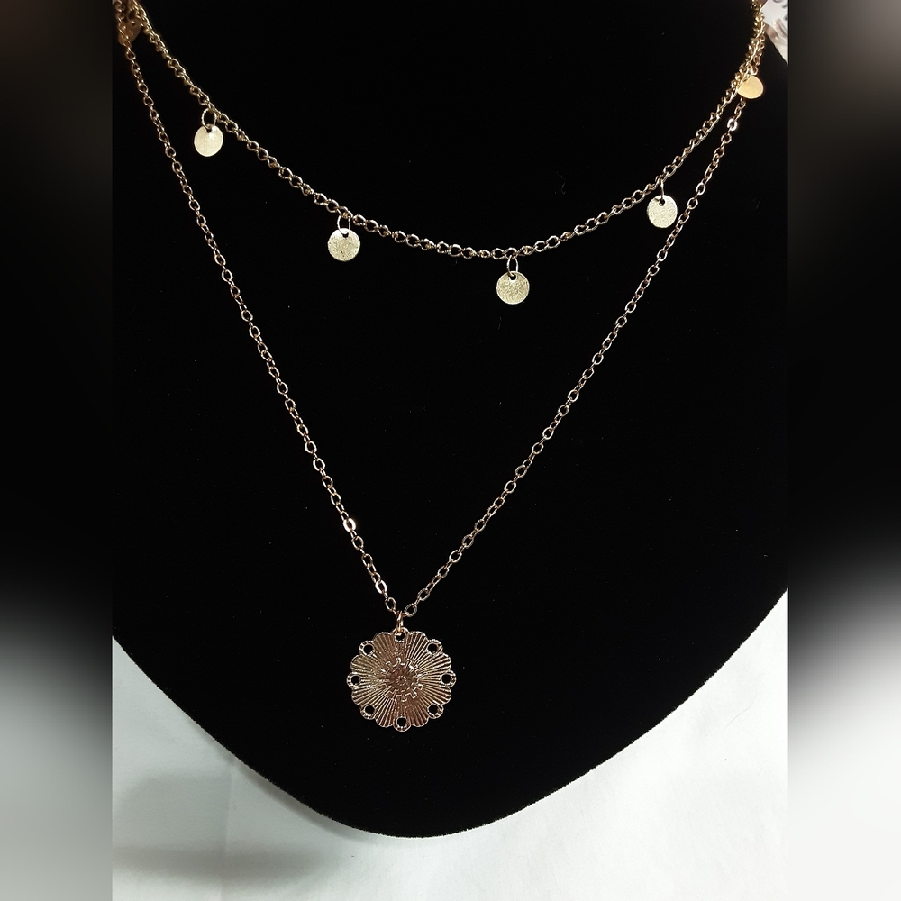 Gold Layered Disc & Floral Pendant Necklace - Women Jewelry J293